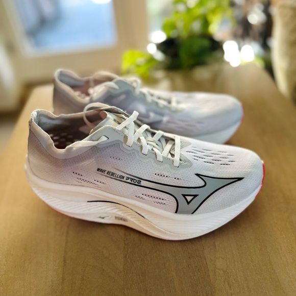 Mizuno Women's Wave Rebellion Pro 2 Running Shoe Size 7.5 - Picture 3 of 9